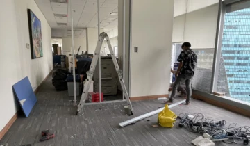 Proses instalasi rangka partisi gypsum